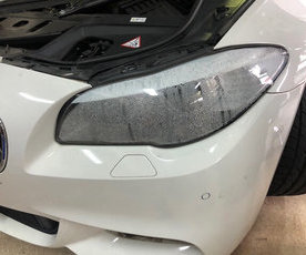 BMW F10 F11 5シリーズ　ヘッドライトの曇り