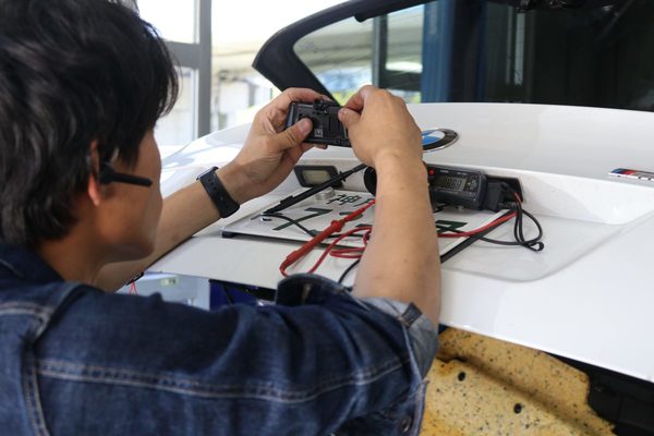 E61 530Iツーリングのリアゲート開かない修理のサムネイル