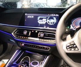 BMW　G06　X6　インターフェースの取付