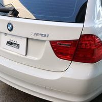 BMW E91 320i Touringのサムネイル