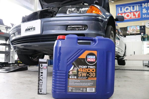 E46　325ツーリング車検整備のサムネイル