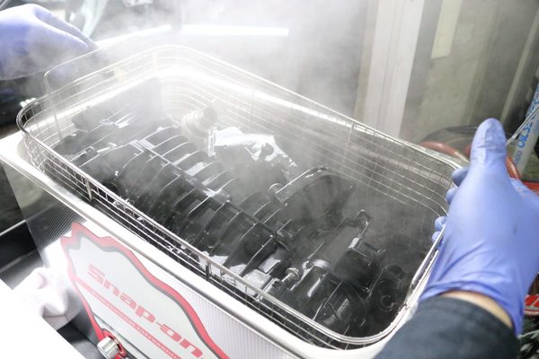 F31　320ｄ　オイル漏れ修理/インジェクター洗浄のサムネイル