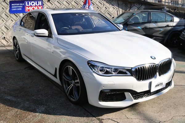 g11　740i エンジンオイル交換のサムネイル