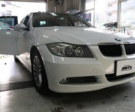 e90 320　後ろの窓が閉まりきらない修理