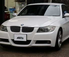E90 325i バッテリー交換