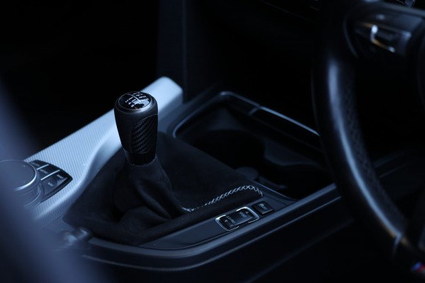 大変貴重なお車をお譲り頂きました！