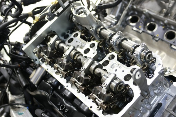 S63エンジンのヘッド