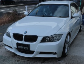 E90 320i 水漏れ修理のご依頼。